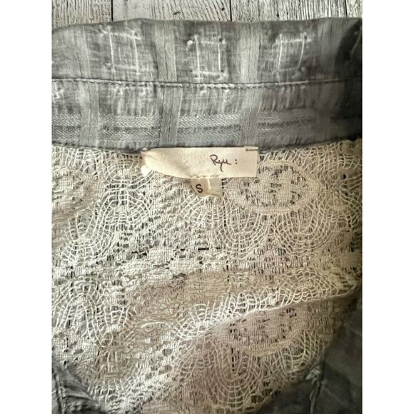 Ryu Oversized Boho Lagenlook Flowy Crochet Hi Lo Button Down Shirt Size Small - Picture 11 of 11